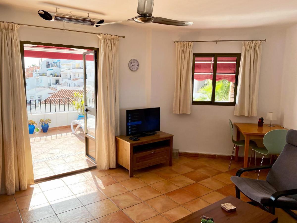 Апартаменты Capistrano Playa Relax & Enjoy Нерха Экстерьер фото